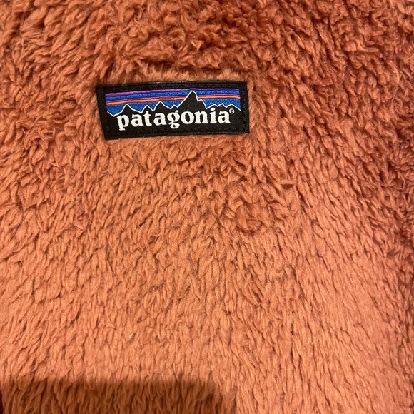 Patagonia Women's Los Gatos Fleece Vest XL - Dark Pink - Picture 3 of 5